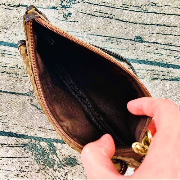 COACH⚡️Auth Brown Signature Flap Pocket Wristlet - Picture 7 of 10